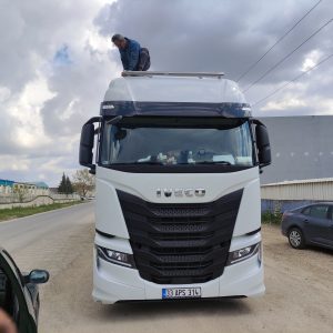 IVECO S-WAY TAVAN BARI ALINLIK - 7 LED Lİ